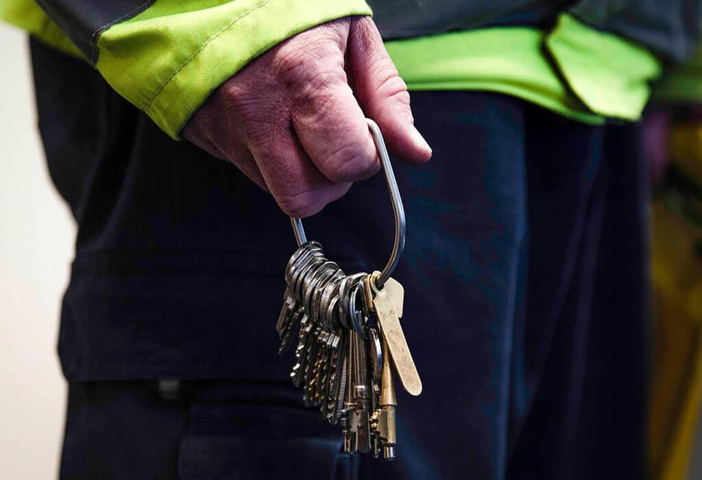 ESSENTIAL KEY HOLDING AND RESPONSE SERVICES ESSENTIAL KEY HOLDING AND RESPONSE SERVICES